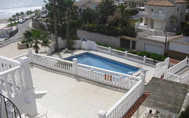 Flamenca Beach Villa 2