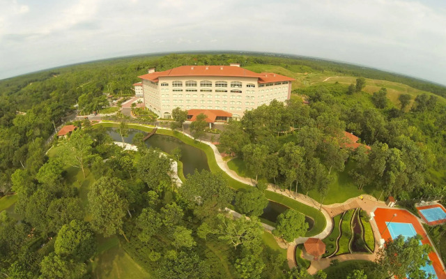 Grand Sultan Tea Resort & Golf