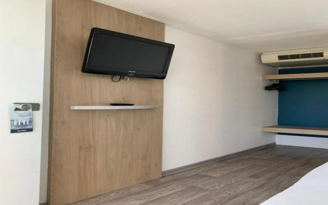 Kyriad Chateauroux - Saint Maur