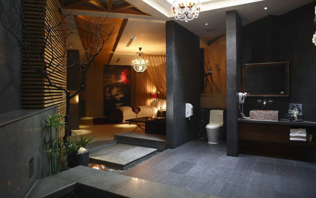 Dryad Motel