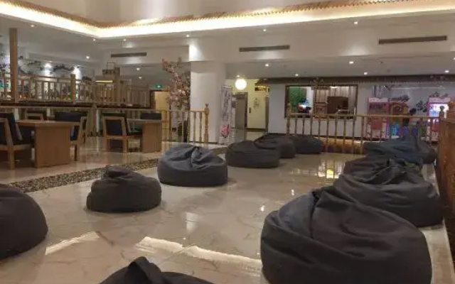 Jixi Haina Baichuan Hotel