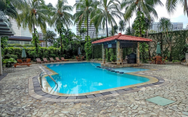 Spacious 3br Senopati Apartment Near Scbd