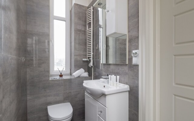 Luxury Apartment in Szczecin by Renters