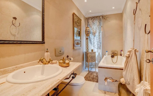 Carvoeiro Bay D Townhouse With Roof Top Jacuzzi