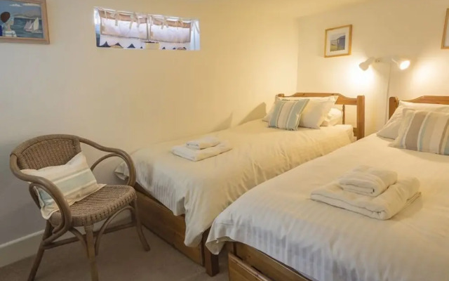 Spinnaker Cottage