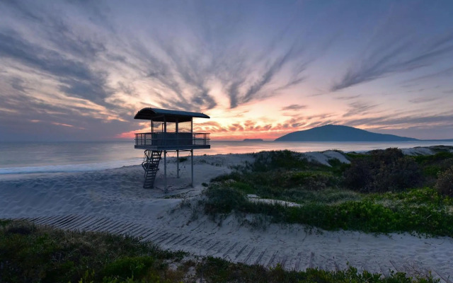 Aquarius Apartment 9