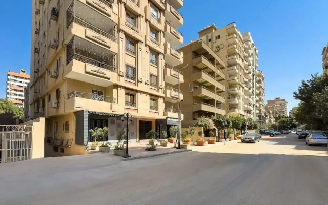 The Bold & Bright 3bdr Apt. 15 Min To Airport