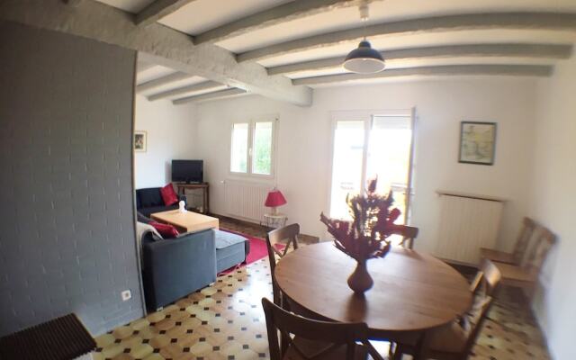 Apartment With 3 Bedrooms In Aytre With Enclosed Garden And Wifi