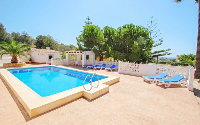 Finca Alhambra - spacious and characterful property in Benissa