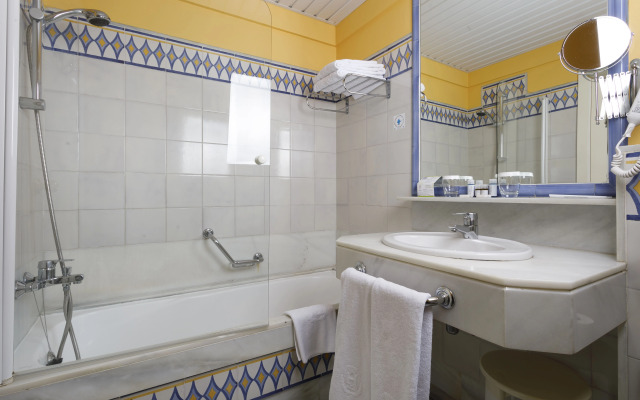 Guadacorte Park Hotel by Senator