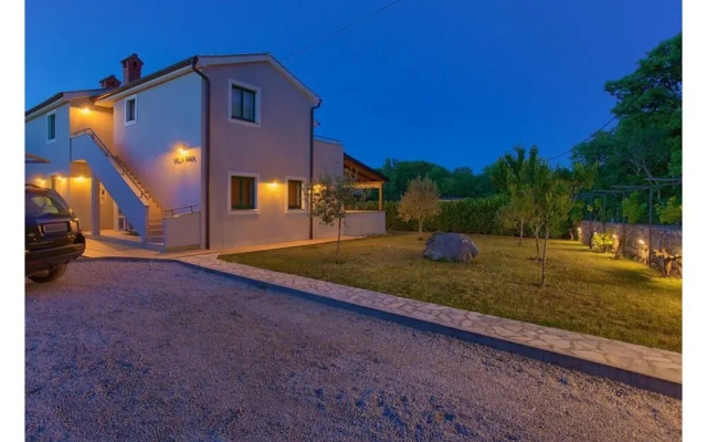 Villa Tara With a Beautiful Heated Pool