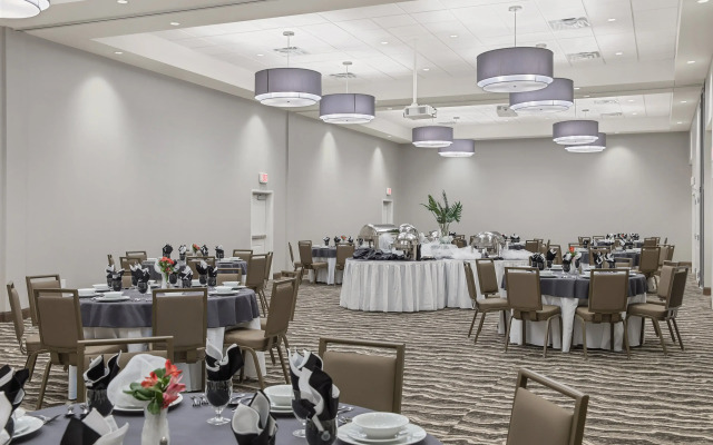 Staybridge Suites Florence - Civic Center