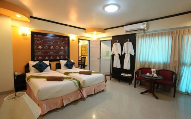 Home Pattaya Hotel
