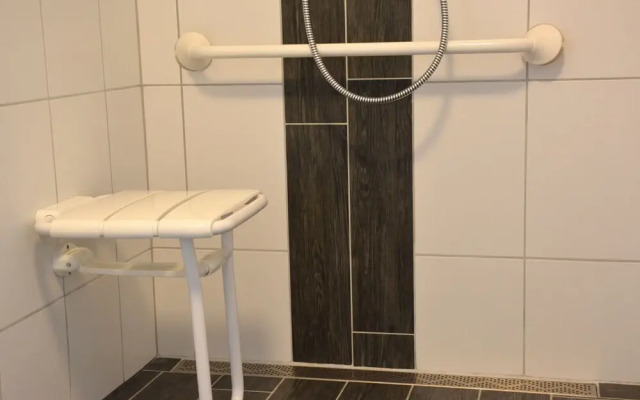 Lovely Holiday Home in Bastogne with Hot Tub