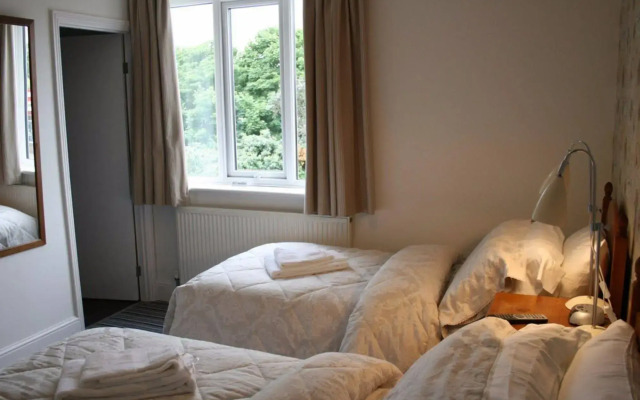 Overcliff Lodge