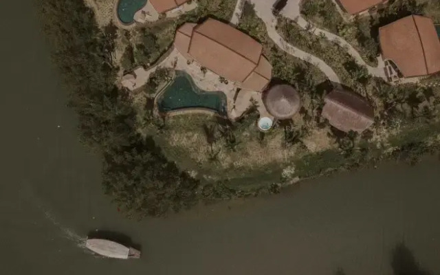 Namia River Retreat