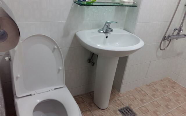 Happy Tour Guesthouse - Hostel