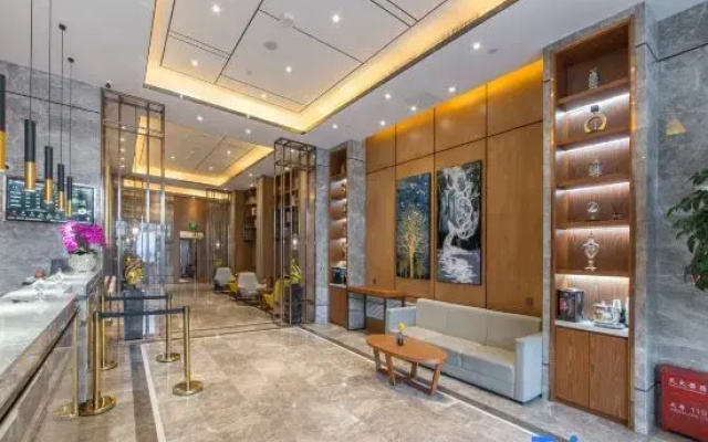 Yitel Zhishang Hotel (Harbin Railway Station Museum Subway Station)