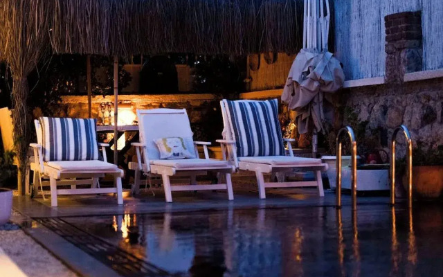 Lulu Inn Çeşme