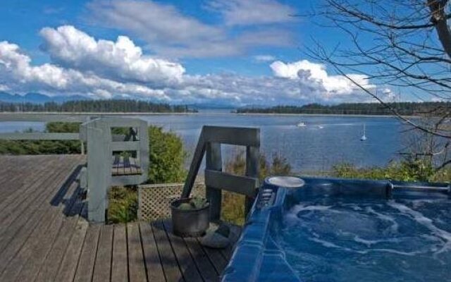Quadra Island Harbour House B&B