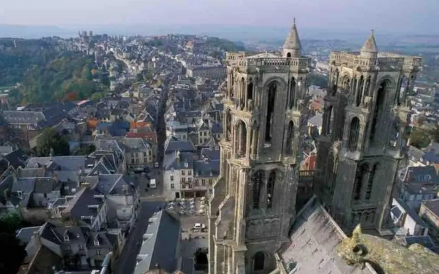 Suite de charme au pied de la cathédrale