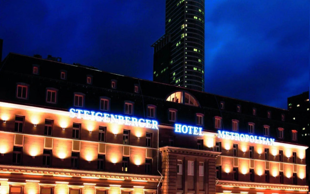 Metropolitan Hotel by Flemings