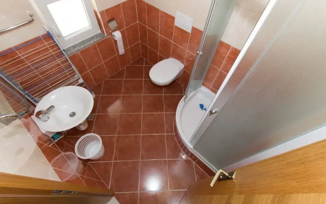 Anka - Amazing Location - Sa10