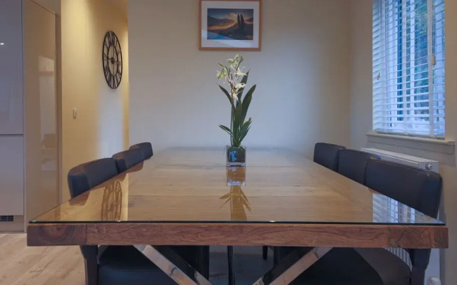 Fionn Lodge, Sleep 6, hot tub & Sauna,pet Friendly