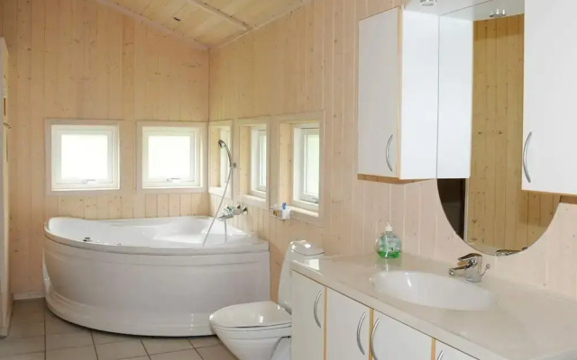 6 Person Holiday Home in Oksbol-by Traum