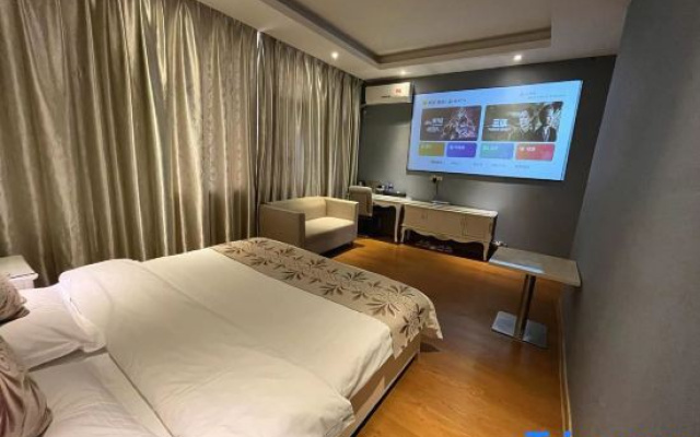 Scenic Hotel (Guilin Dongxi Lane University of Technology)