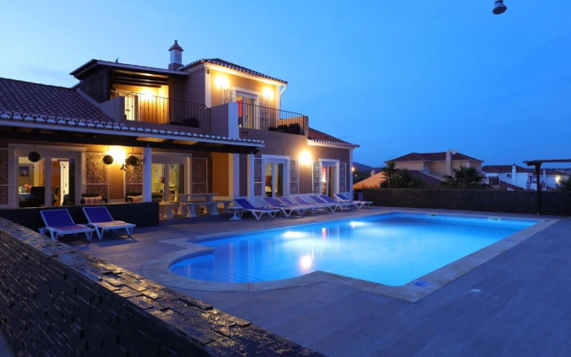 Villa Kambu Quelfes in Quelfes