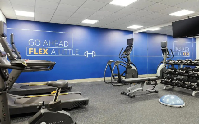 Holiday Inn Express Hamilton Upper James by IHG