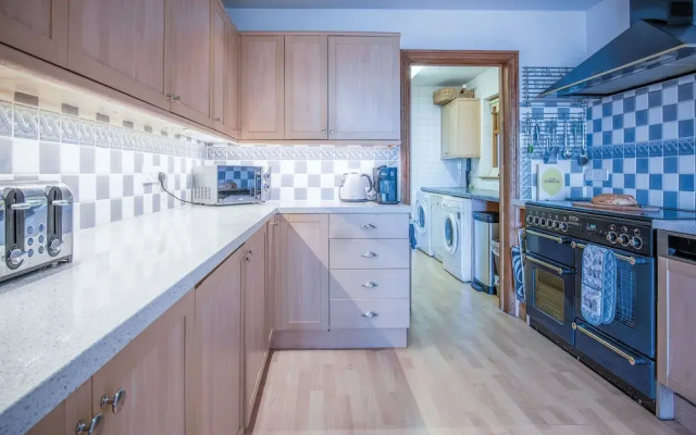 Beachways - 5 Bedroom Holiday Home - Saundersfoot