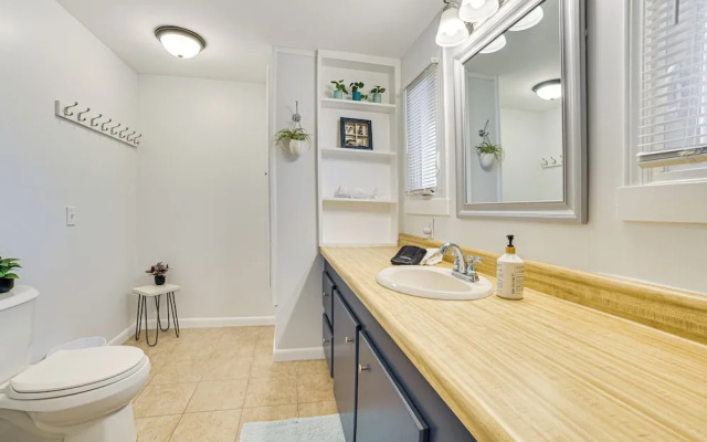 Close to 3 Ski Areas: Michigan Family Retreat!