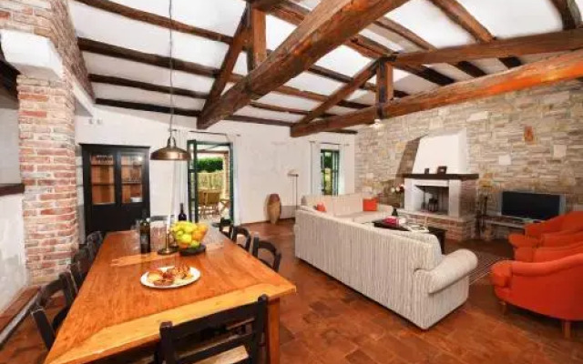 Villas Barat by Istarski Dvori