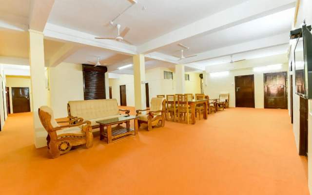 OYO 24607 Lotus Residency