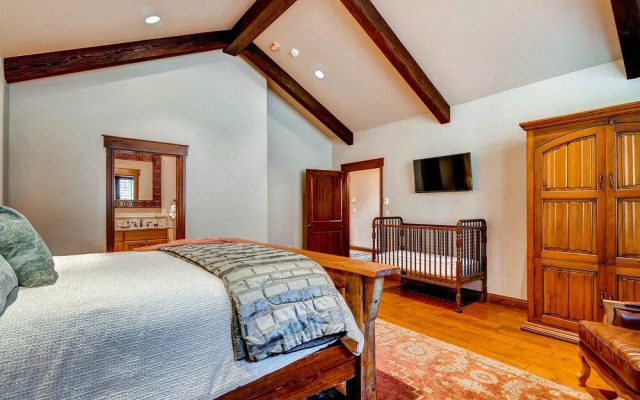 White Cloud Home #487