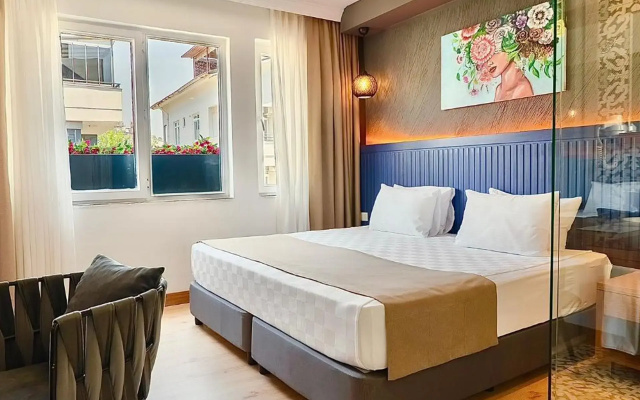 Lara Atalla Hotel