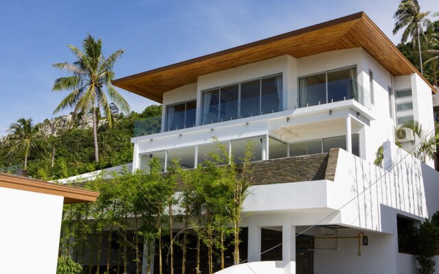 6 BR Luxury Seaview Villa Bang Po -Asi