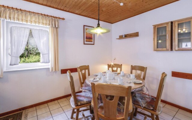 Nice Home in Thalfang With 3 Bedrooms and Wifi