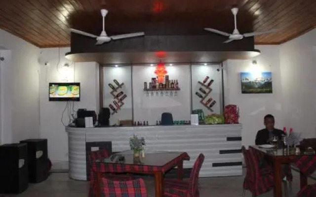 Golden Mahseer Riverside Resort