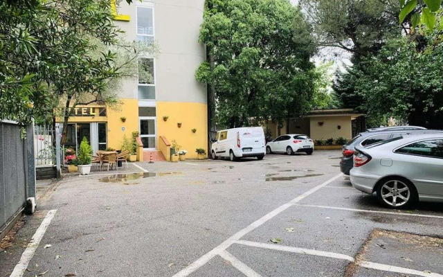 Hotel Real