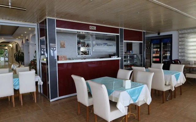 Demir Otel & Restaurant