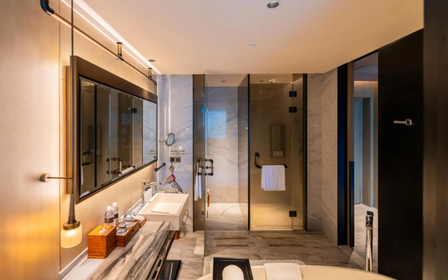 InterContinental Shanghai Wonderland by IHG