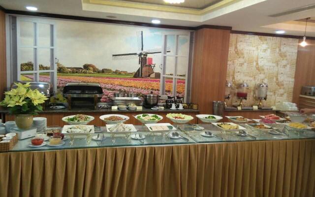 Kay Hotel Danang - Near Dragon Bridge