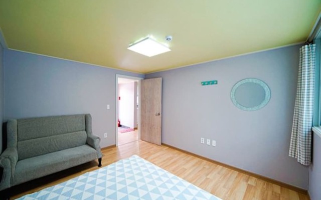 Mari Hotel
