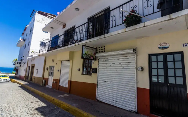 Downtown Casa Bendita by VallartaStays