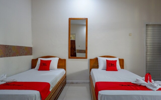 Alam Raya Hotel by RedDoorz