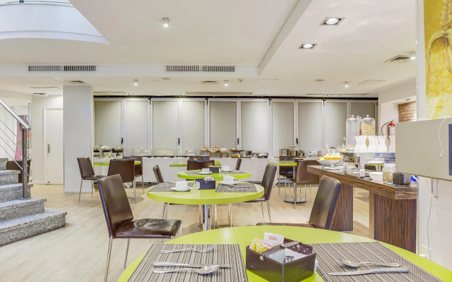 Regency Golf - Hotel Urbano