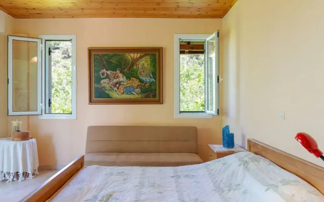 Secluded Holiday Home in Kalavrouza With Mountain Views,bbq